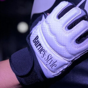 バーネスタイルのグローブ洗濯術｜臭いと劣化を防ぐ洗い方