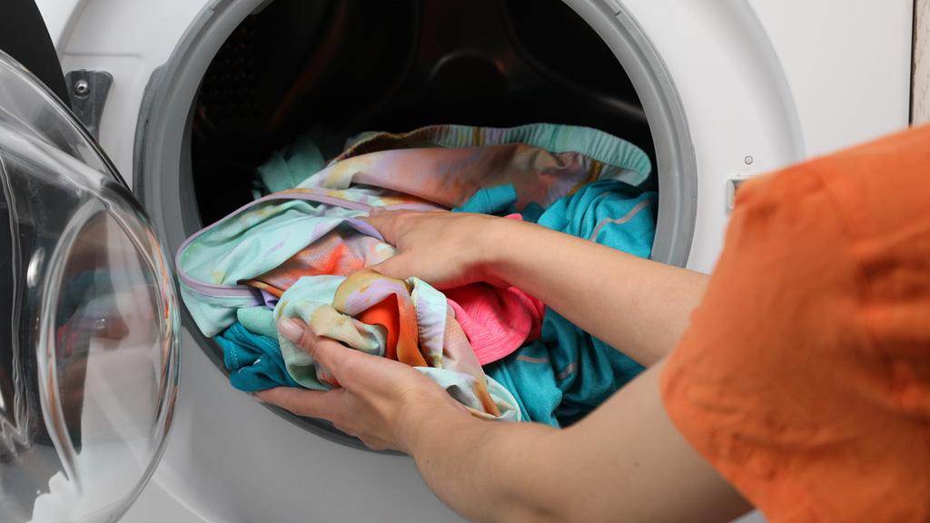 過炭酸ナトリウムで洗濯すると色落ちする?