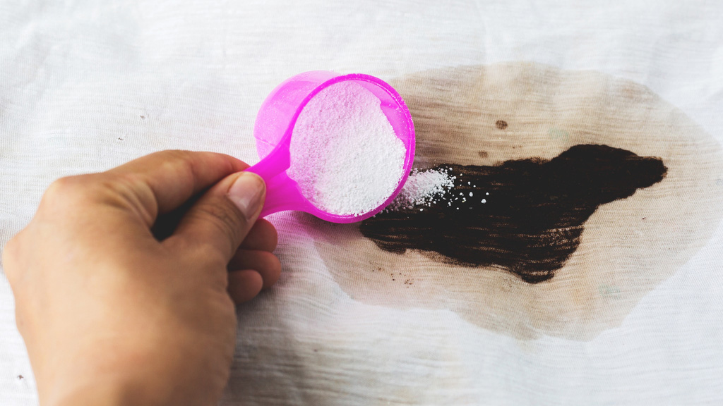 普通の墨汁が服についた時の落とし方